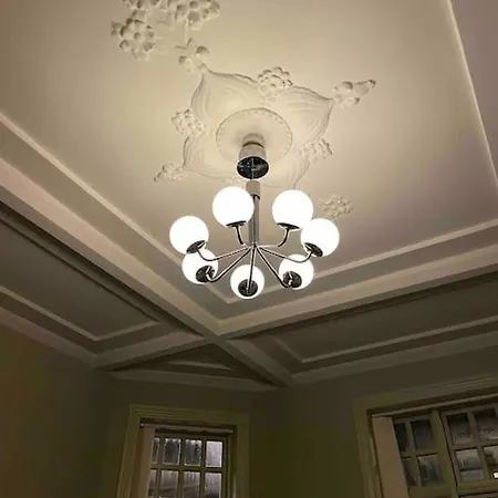 Cozy 4-bedroom Apartman