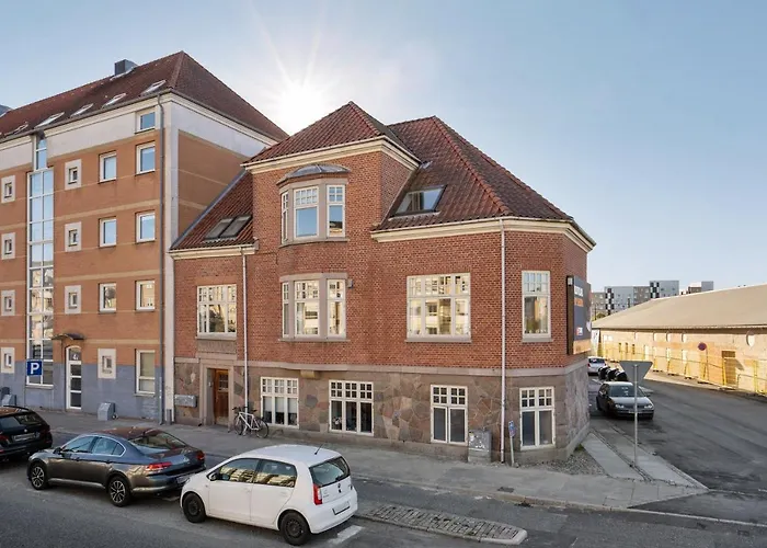 Cozy 4-bedroom Apartament *